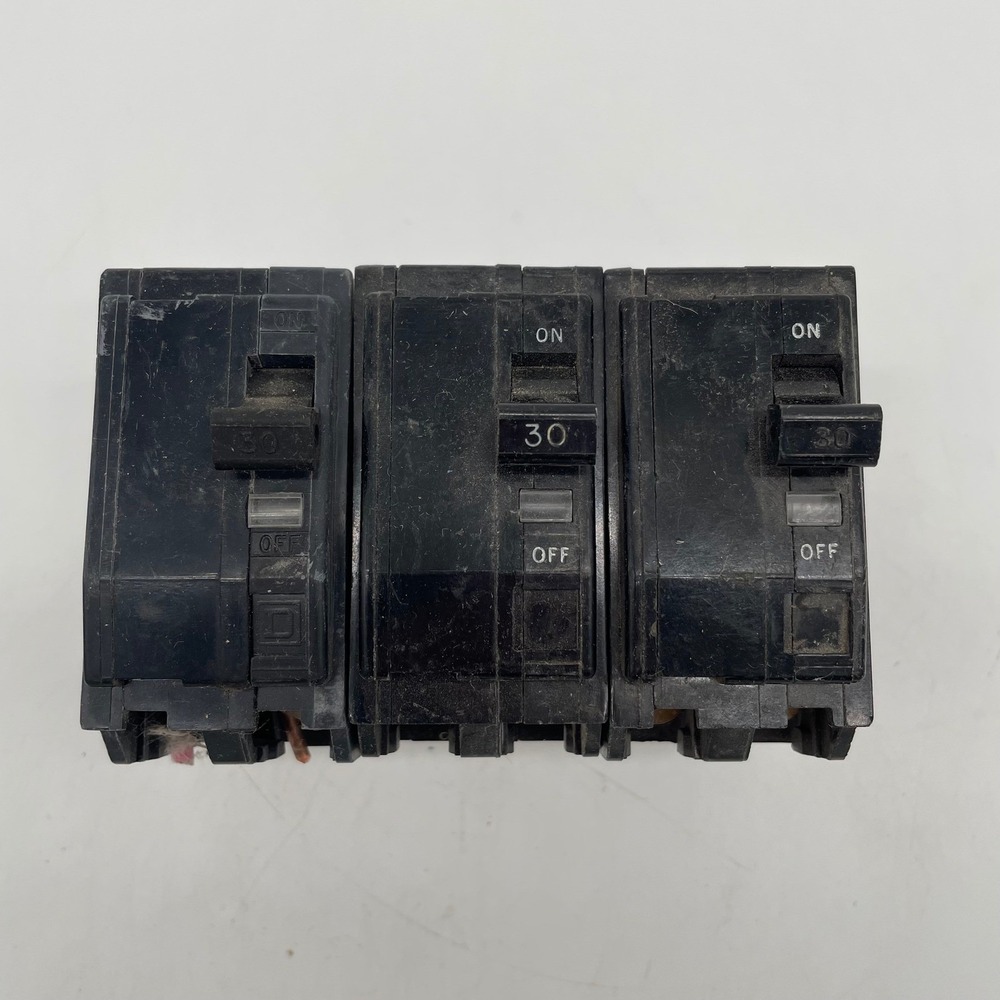 Lot of 3 Square D QO 30 Amp 2-Pole Circuit Breaker QO230 120/240V Visi-Trip